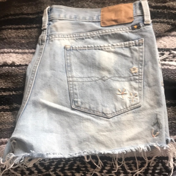Lucky Brand Pants - Lucky Brand Jean Shorts, Size 12/31